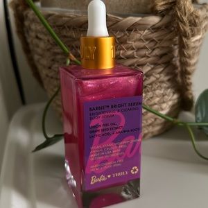 NEE TRULY Barbie bright serum